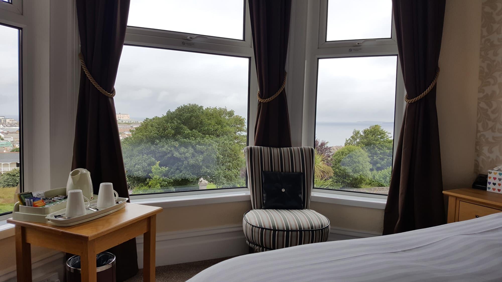 Geckos Rest Bed & Breakfast New Quay Екстериор снимка