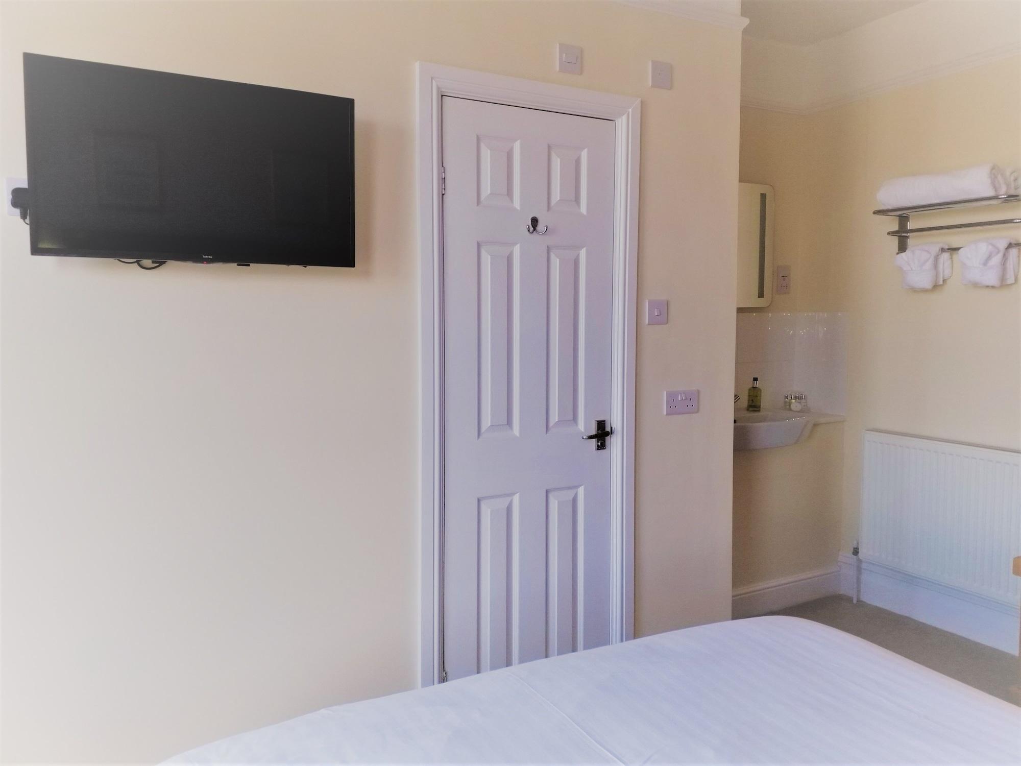 Geckos Rest Bed & Breakfast New Quay Екстериор снимка