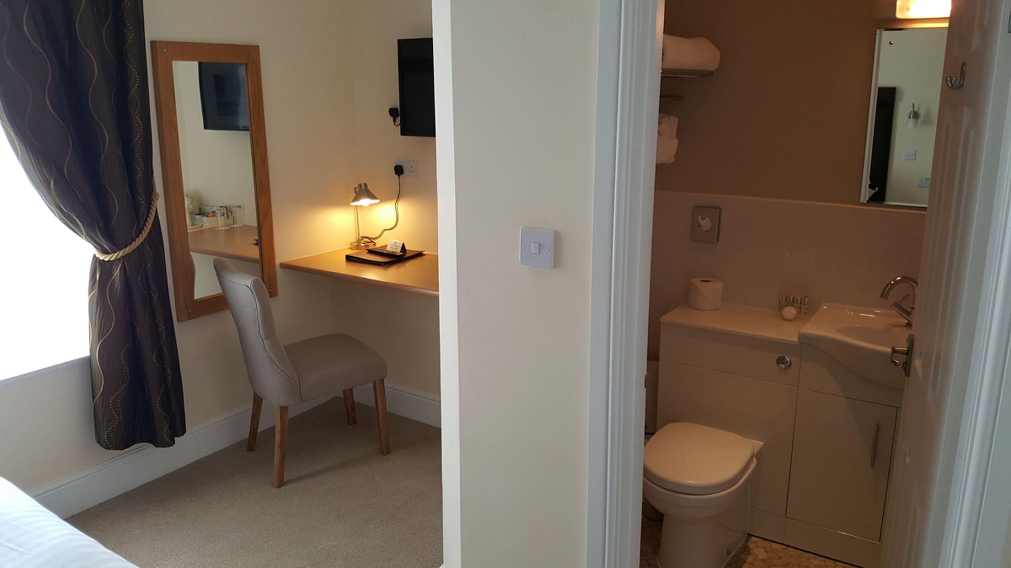 Geckos Rest Bed & Breakfast New Quay Екстериор снимка