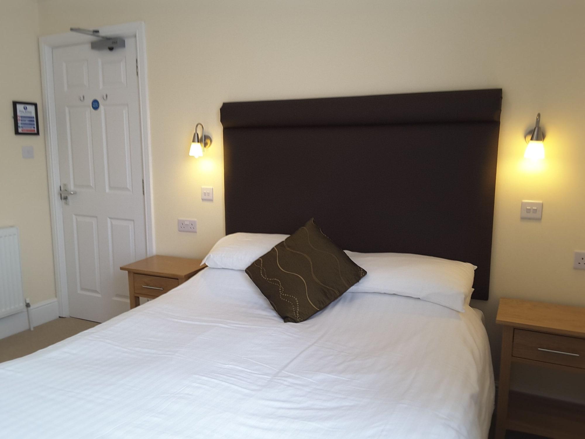 Geckos Rest Bed & Breakfast New Quay Екстериор снимка