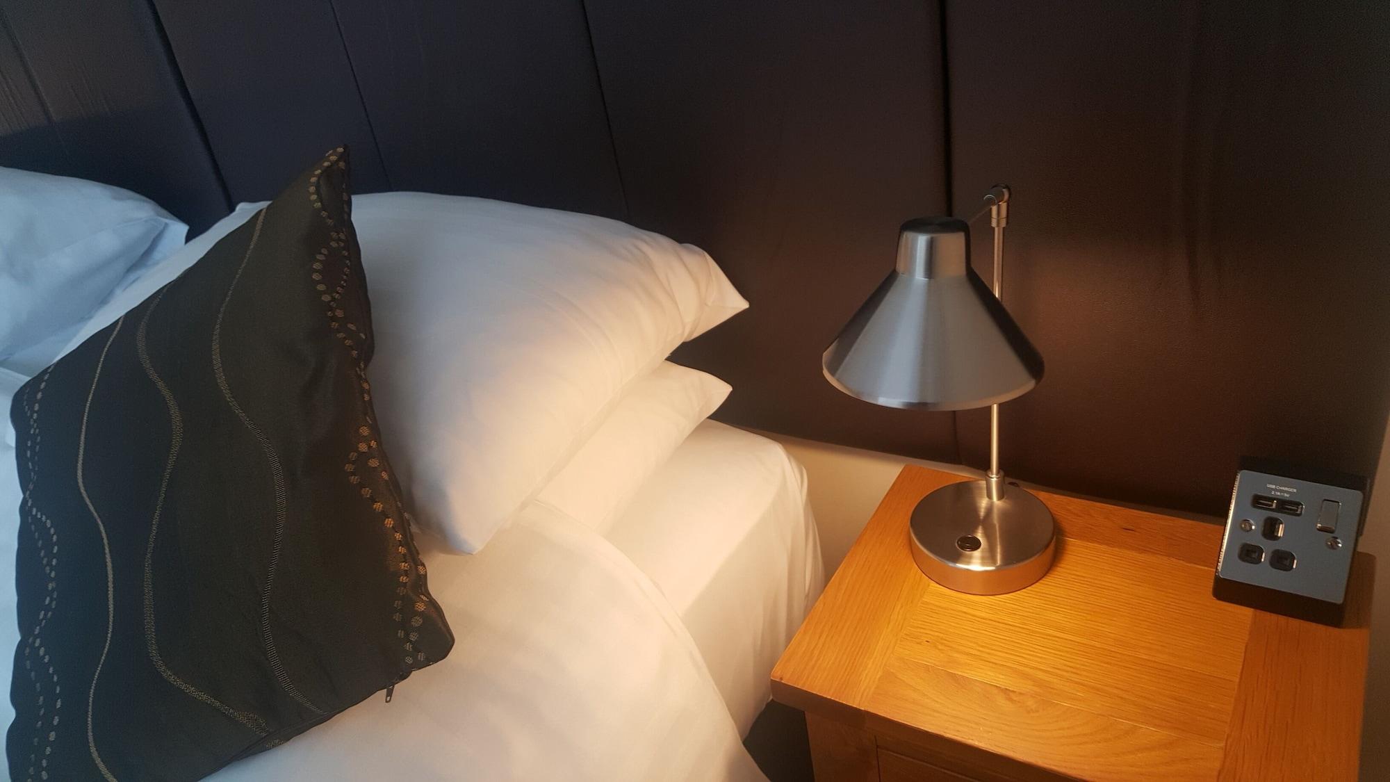 Geckos Rest Bed & Breakfast New Quay Екстериор снимка