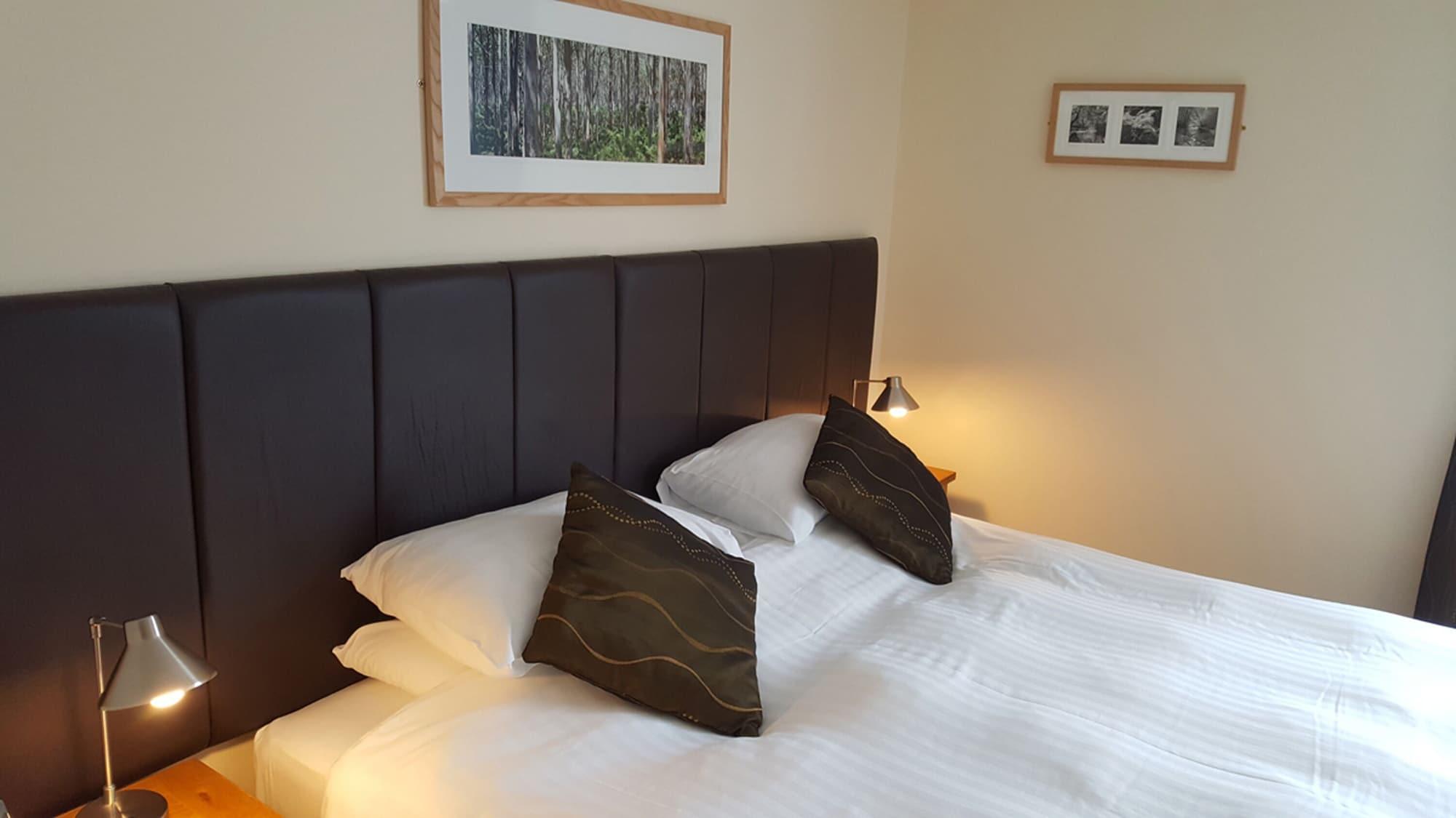 Geckos Rest Bed & Breakfast New Quay Екстериор снимка